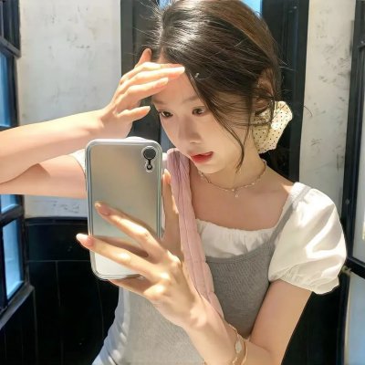 跳舞的红色公交